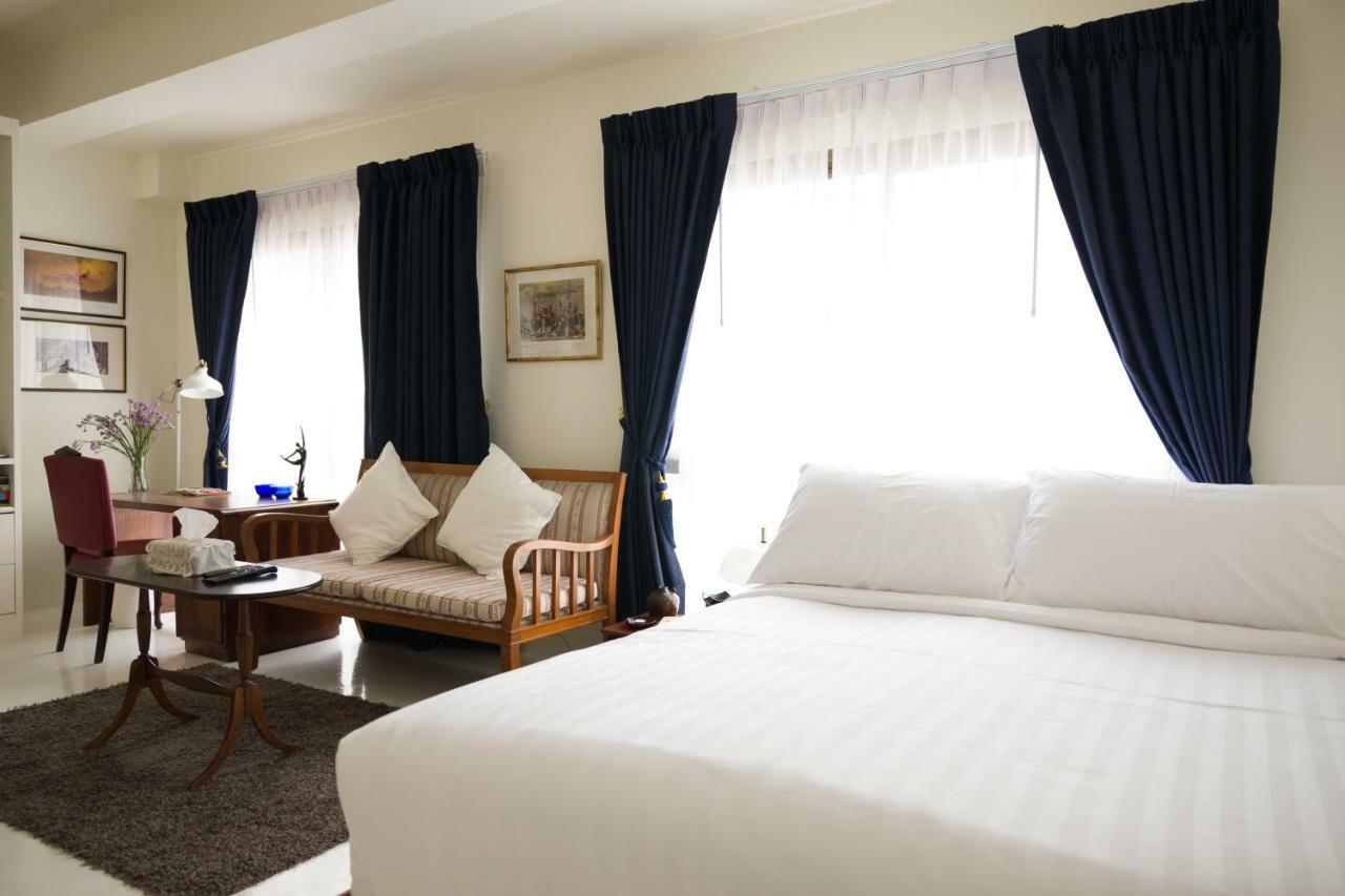Vimala Residence (Adults Only) Bangkok Esterno foto