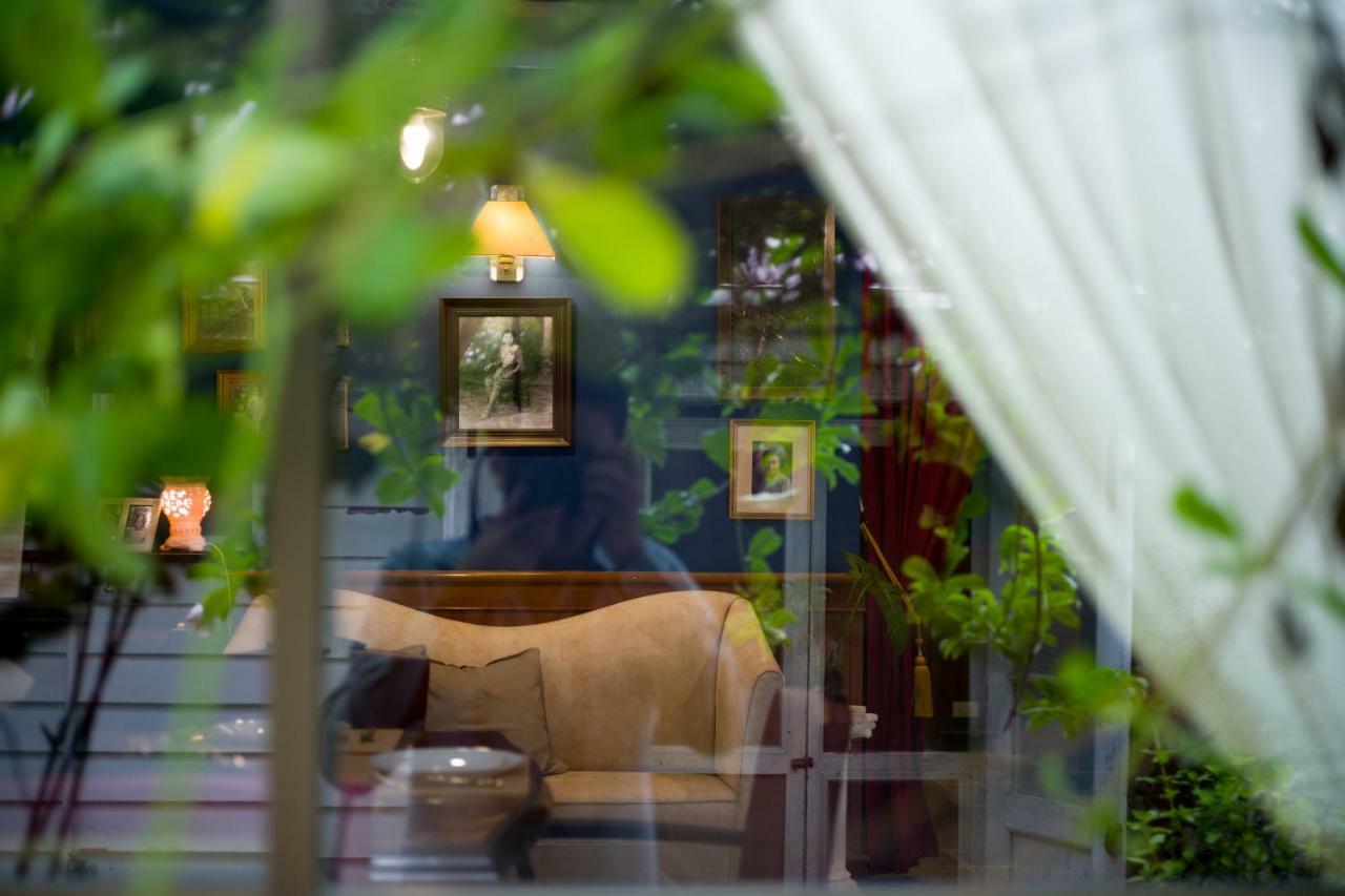 Vimala Residence (Adults Only) Bangkok Esterno foto