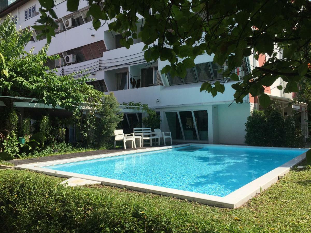 Vimala Residence (Adults Only) Bangkok Esterno foto