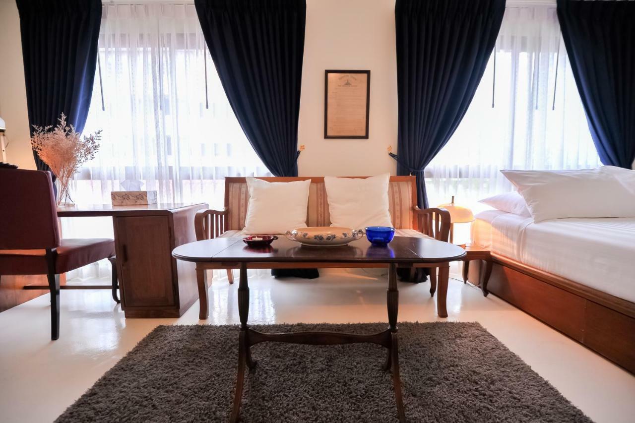 Vimala Residence (Adults Only) Bangkok Esterno foto
