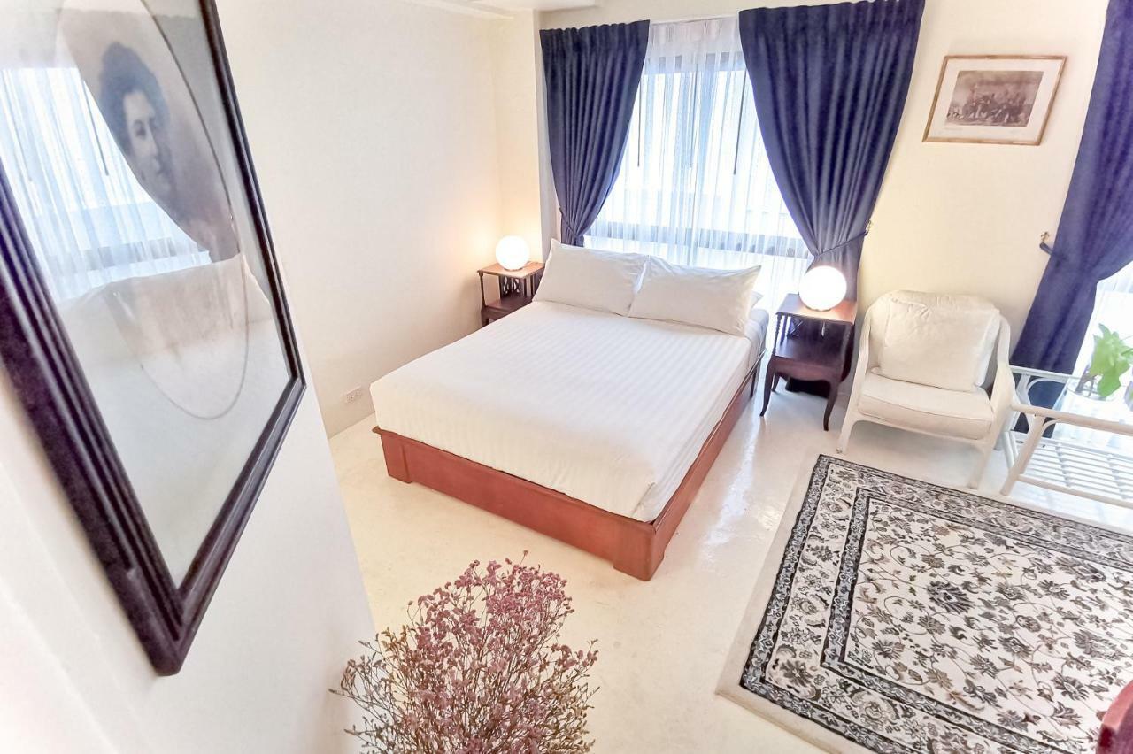 Vimala Residence (Adults Only) Bangkok Esterno foto